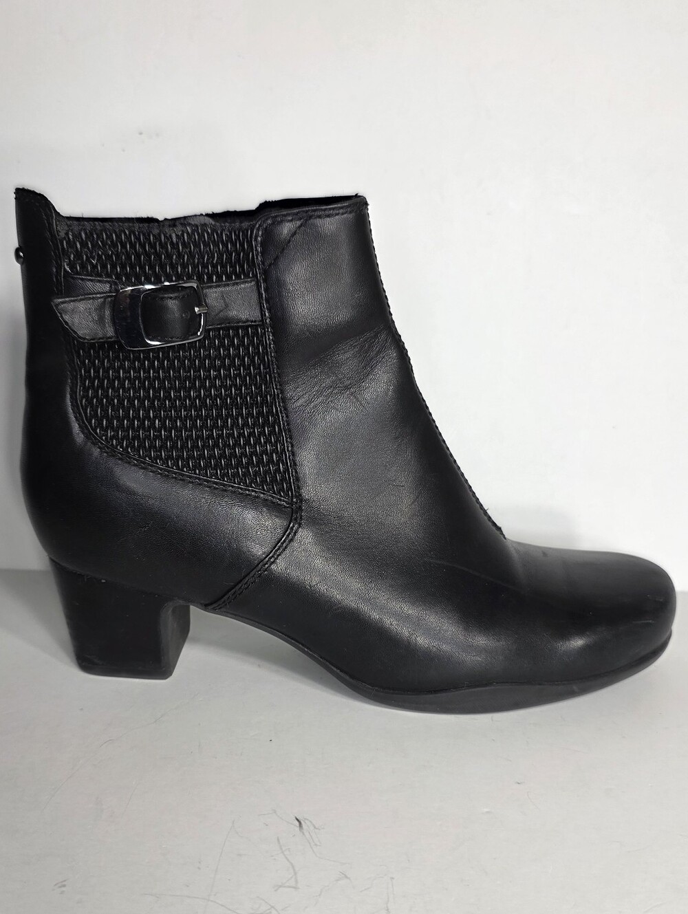 Clarks Black Leather Ankle Booties with Side Zip & Buckle Women's Size 7.5